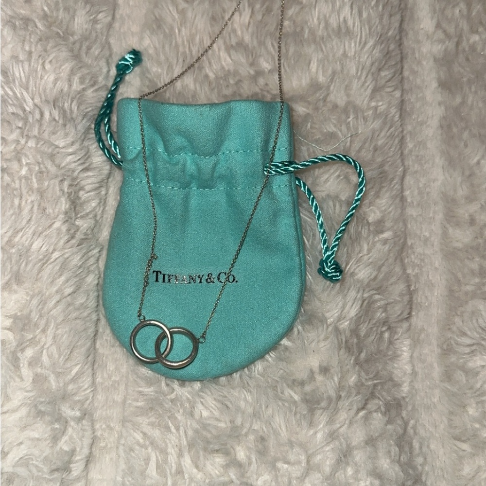 Tiffany interlocking circle necklace